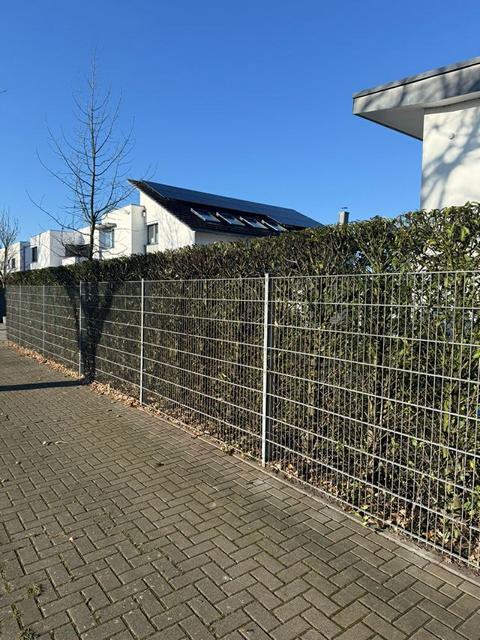 Doppelstabmattenzaun in M&ouml;nchengladbach